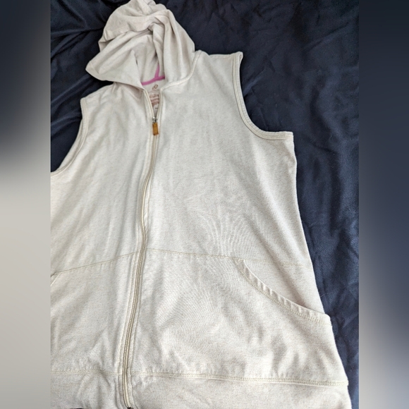 Covington Sport Zip-Up Hooded Vest - Picture 7 of 9